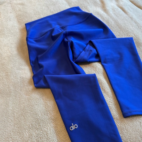 ALO Yoga Airlift Capri High Waisted Royal Blue Legging (small) - Picture 7 of 9